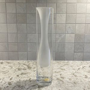 Invotis floating glass vase condom.
